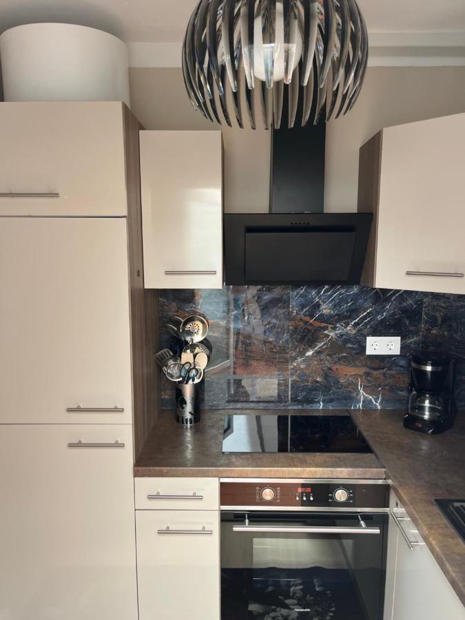 Appartement Villa-Celine Τορεβιέχα Εξωτερικό φωτογραφία